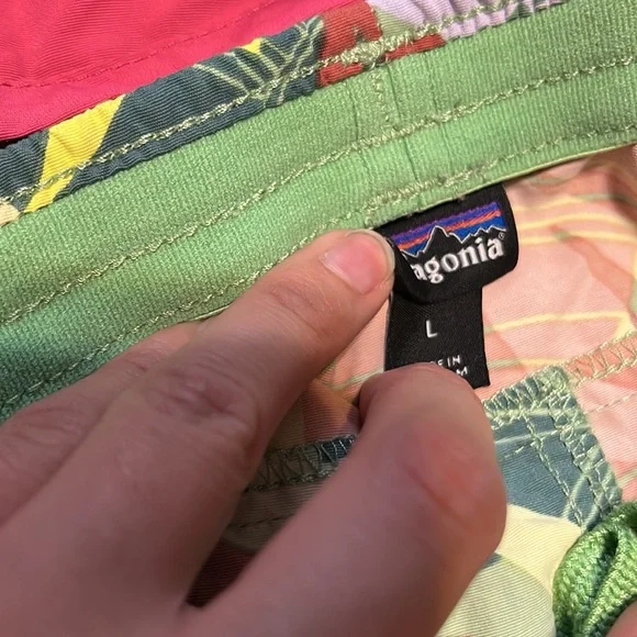 3 Pair Patagonia shorts- Baggies - Picture 7 of 7